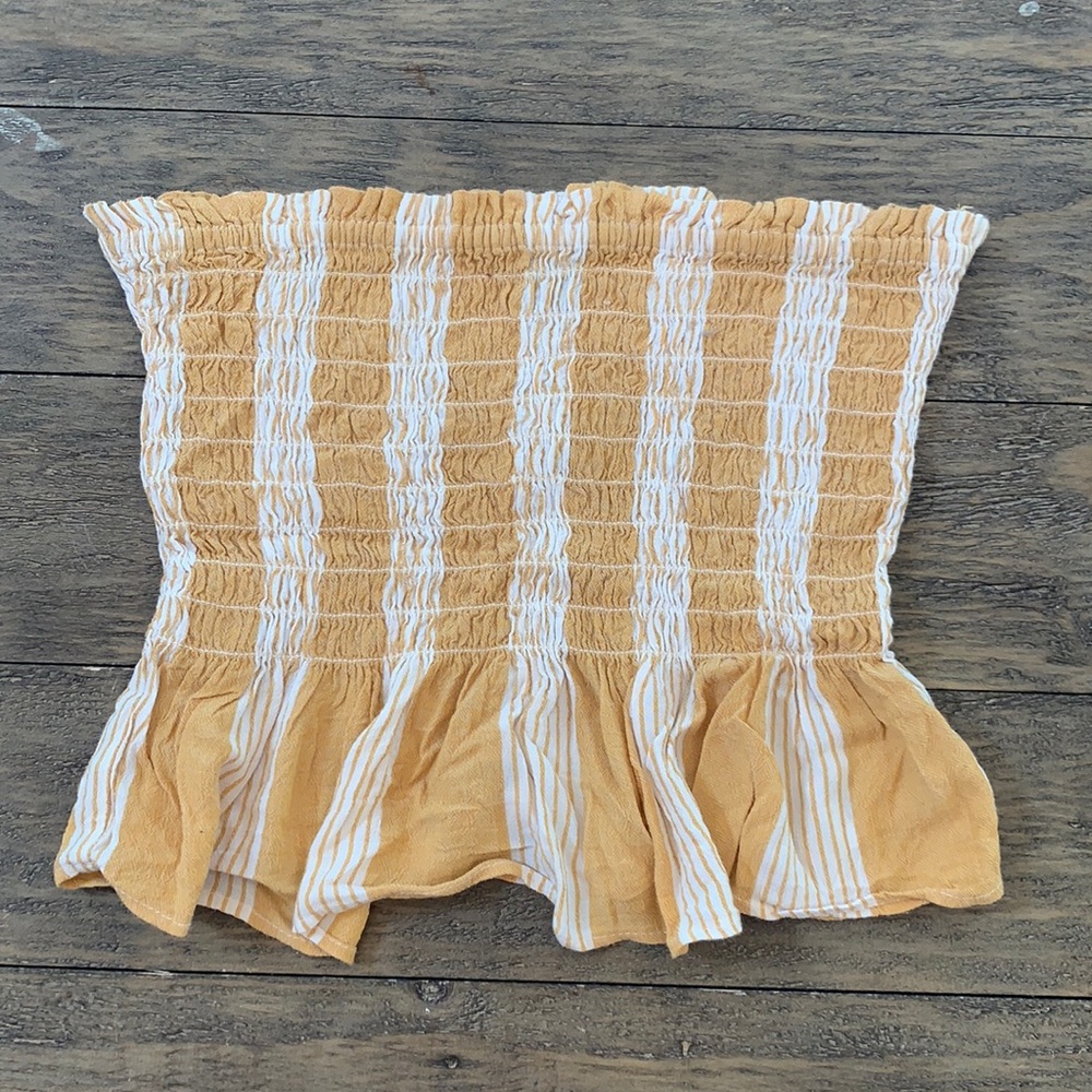 American Eagle Strapless Ruffle Crop Top